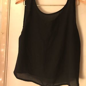Cute black top with bow design on back